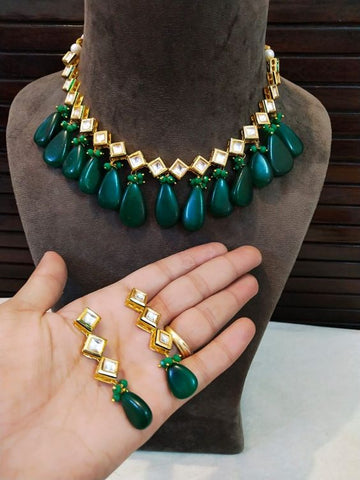 New Arrival Women's Green Pearls Necklace